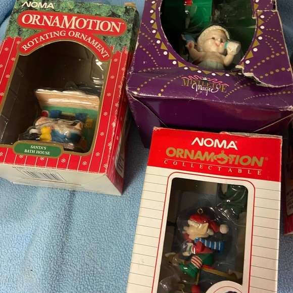 Ornamo rotating ornaments, Disney charcters collectable ornaments - Picture 9 of 10